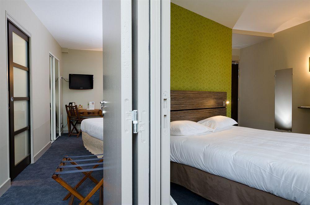 Logis Hotel Le Vert Galant La Flèche エクステリア 写真