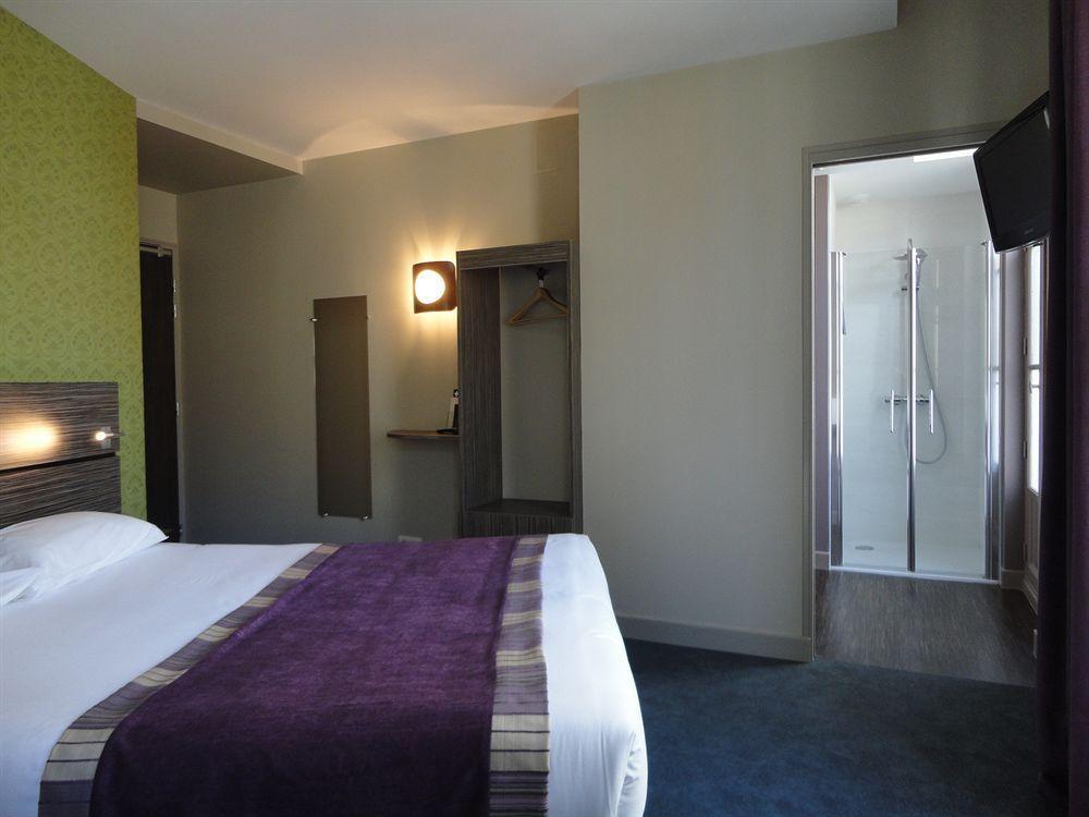 Logis Hotel Le Vert Galant La Flèche エクステリア 写真